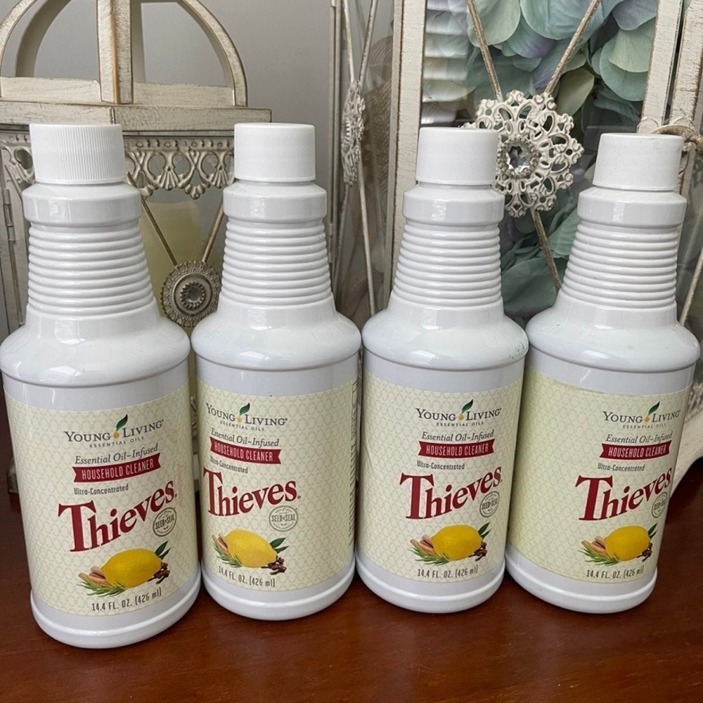 Thieves Cleaner x 4